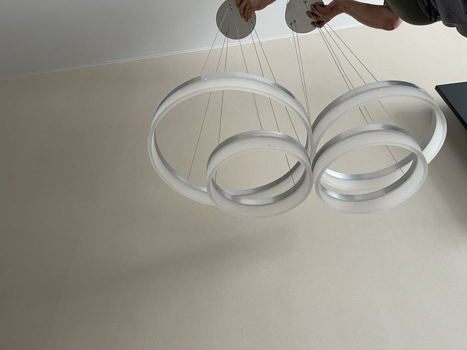 Продаю люстры в отличном состоянии