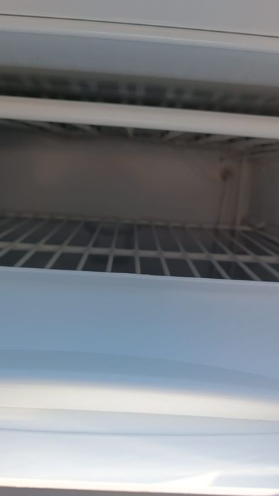 Продам морозильную камеру Индезит