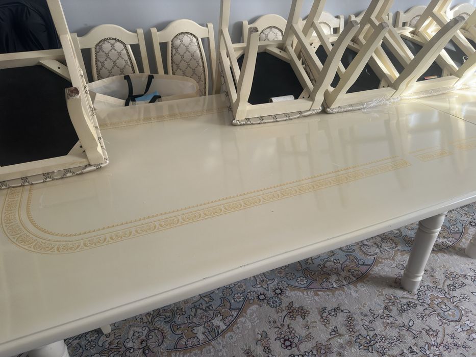 Стол 4 метровый.