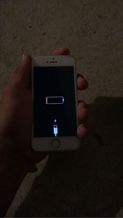 Iphone 5 чотки состияния без сарапина