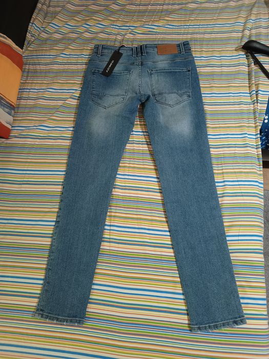 VOI Jeans /Noi/Autentici