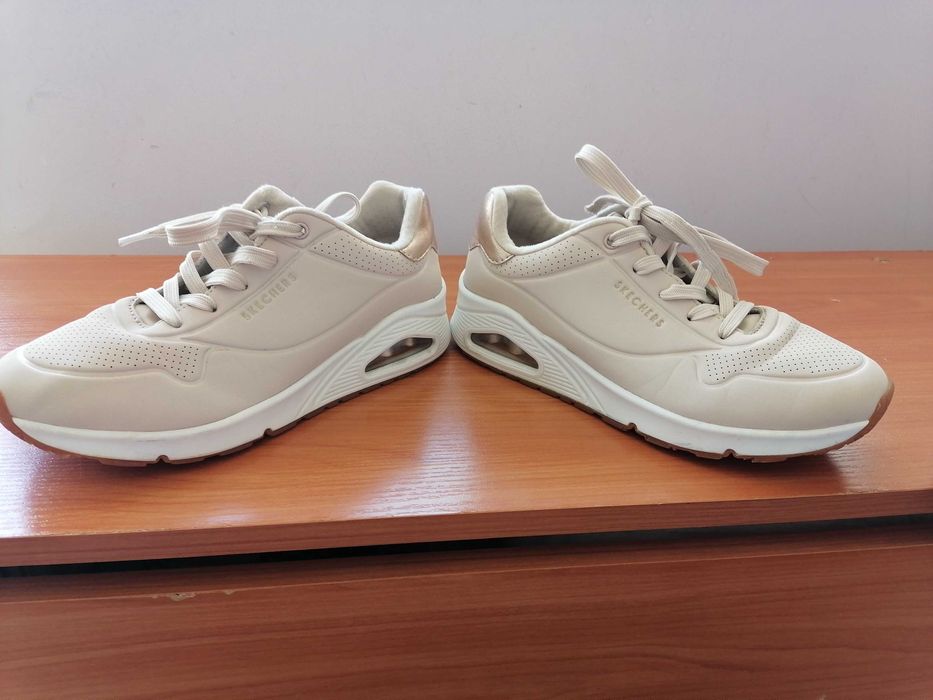 Маратонки Skechers