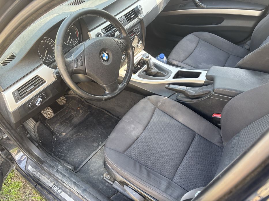 Продавам BMW 318 в добро състояние