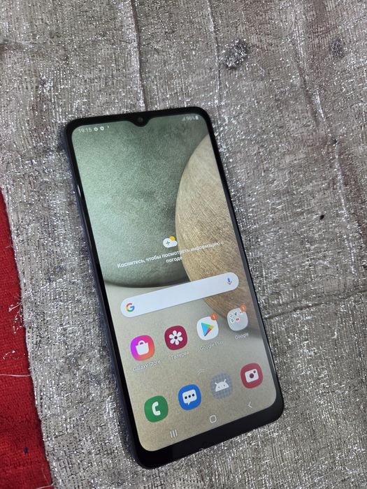 Samsung A12 64гб