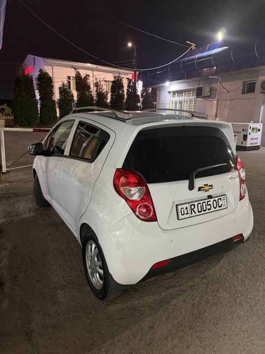 Arenda vikup Spark avtomat 4-pozitsiya
