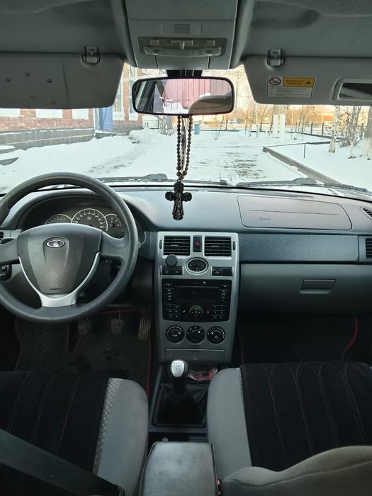 Продам Приору...