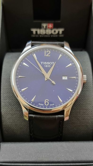 Швейцарски часовник Tissot Tradition