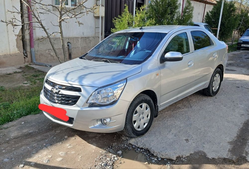 Собалт мошин сотилади