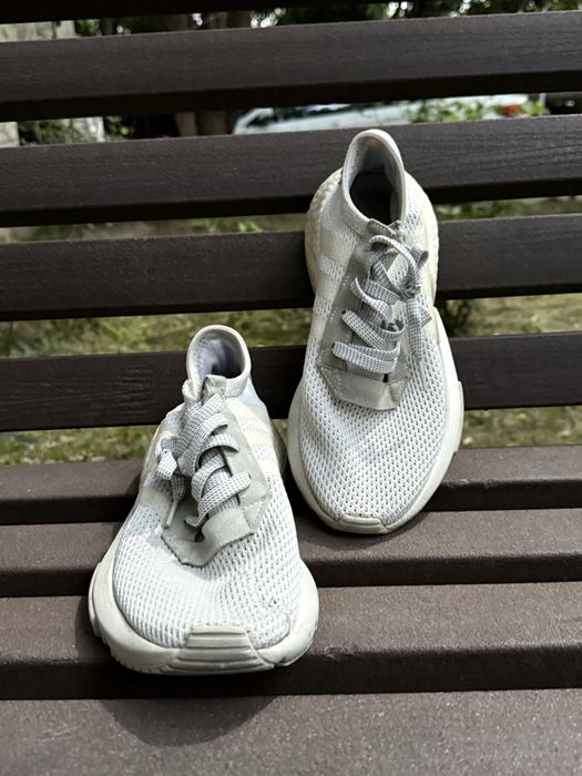 Adidas оригинал 41размер