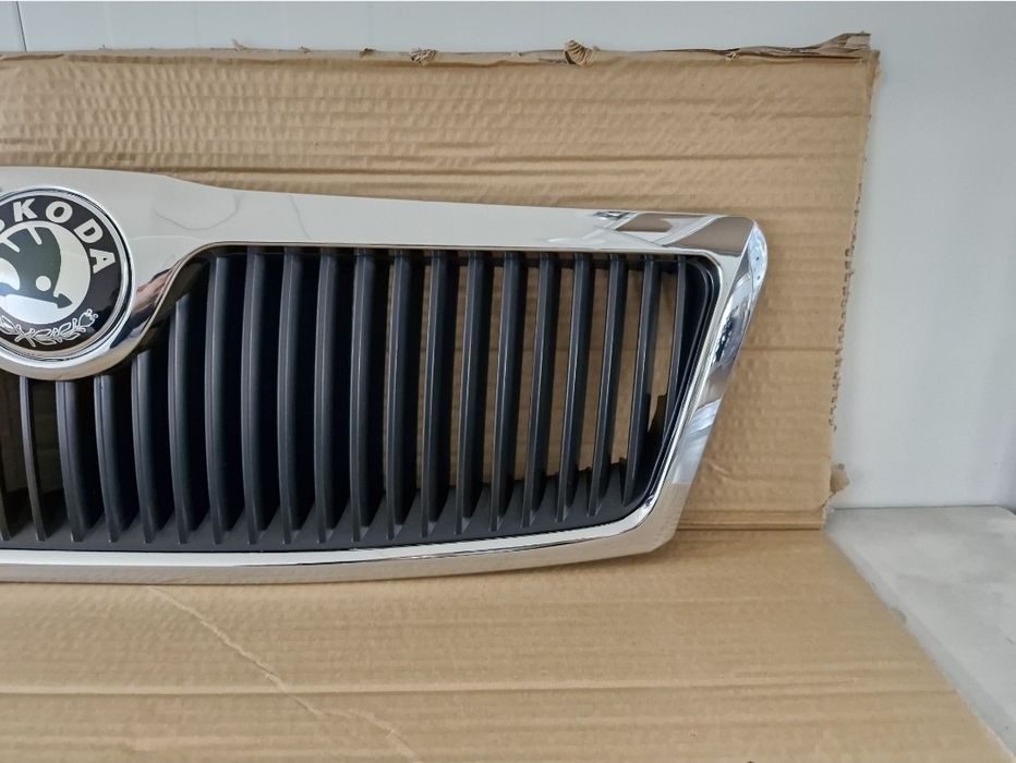Grila centrala Skoda Octavia 2 NOUA AM 2004-2008