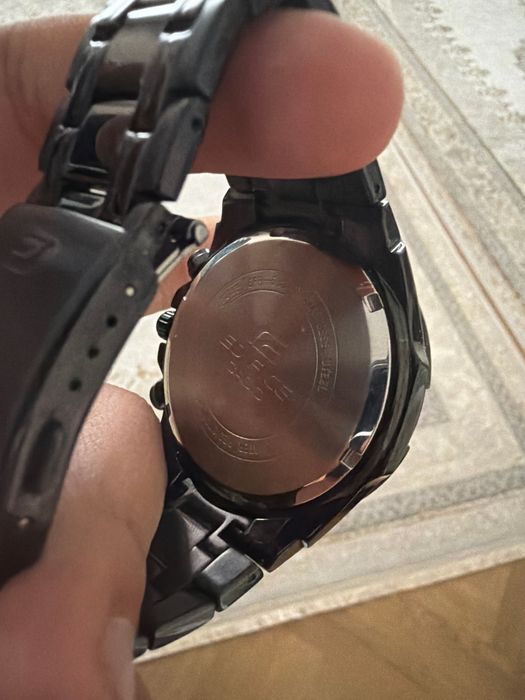 Casio Edifice часы