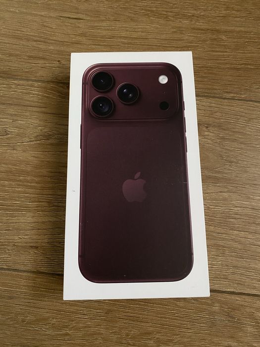 iPhone 18 Pro, Burgundy, 256GB