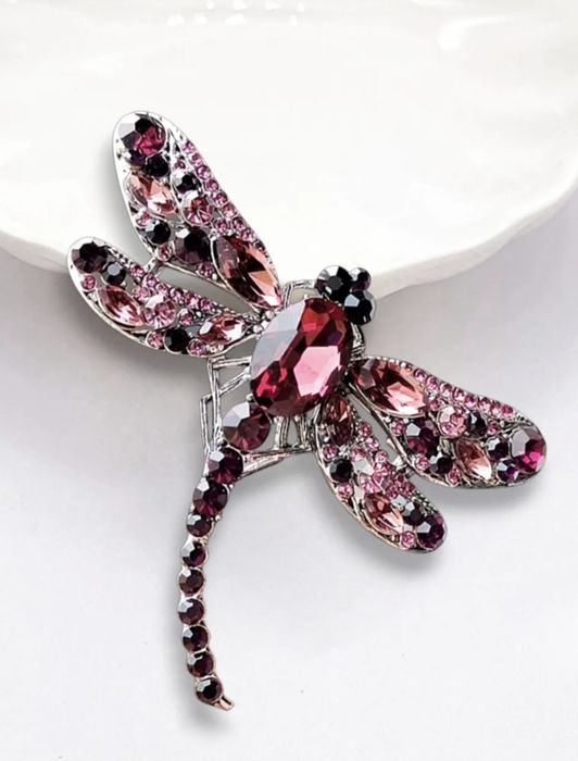 Яркие праздничные брошки 5-6см.