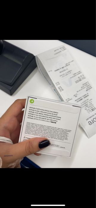 Airpods 4 с шумоподавлением