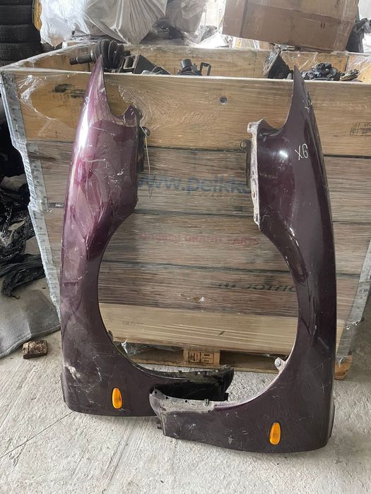 Крылья Передние Мазда Кседокс 6