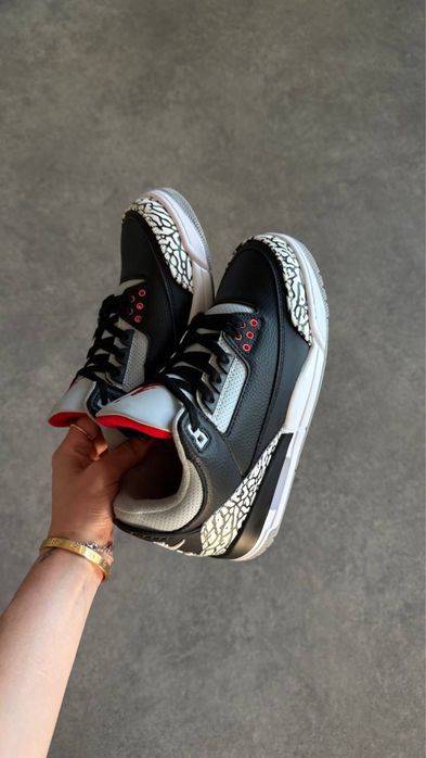 Air Jordan 3 Retro “Cement”