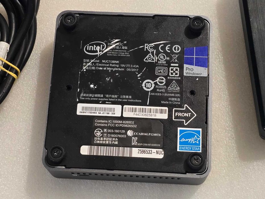 Mini PC Intel NUC 7i3BNK, i3 Gen 7, 4GB RAM, Fără SSD WI-Fi, Bluetooth