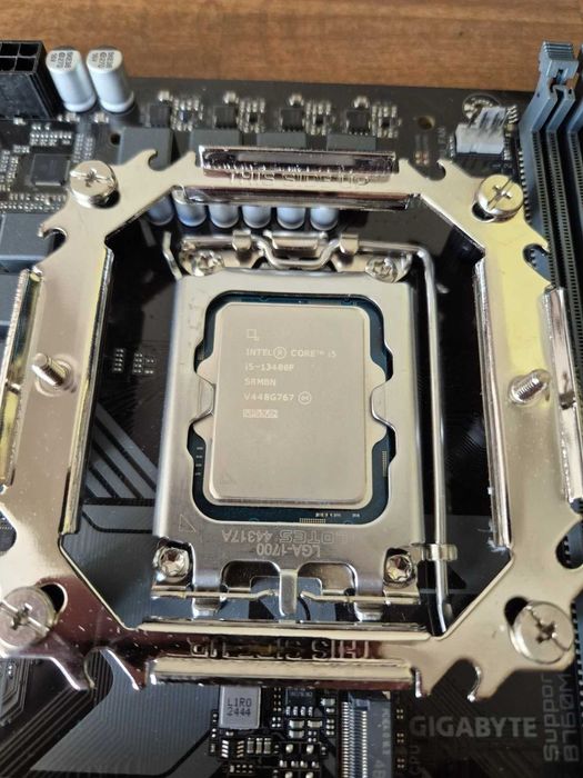 Gigabyte B760M H DDR4 + Intel Core i5-13400F 10-Core + Oхладител