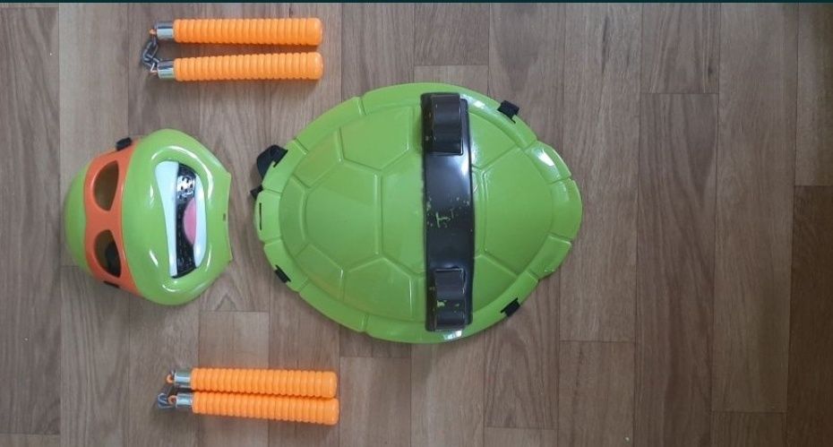 Продается детский костюм черепашки ниндзя.