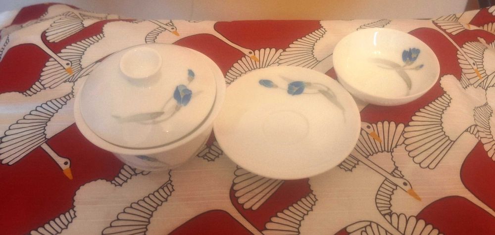 Порцеланов сервиз за чай или кафе