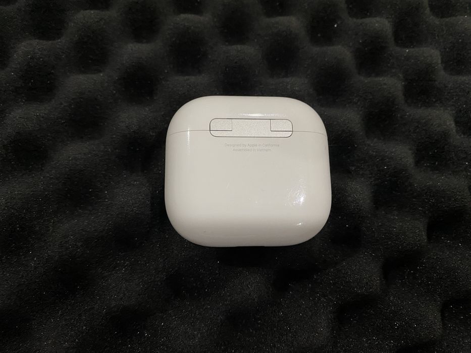 Airpods 4 ANC шумодав