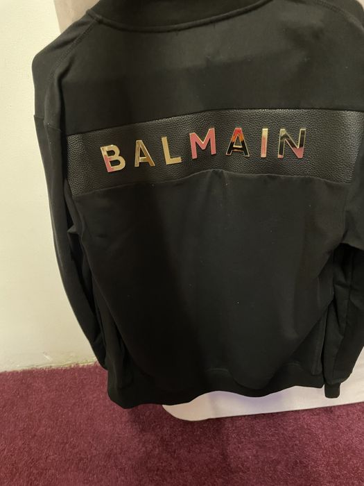 Hanorac Balmain luat din Mall Dubai