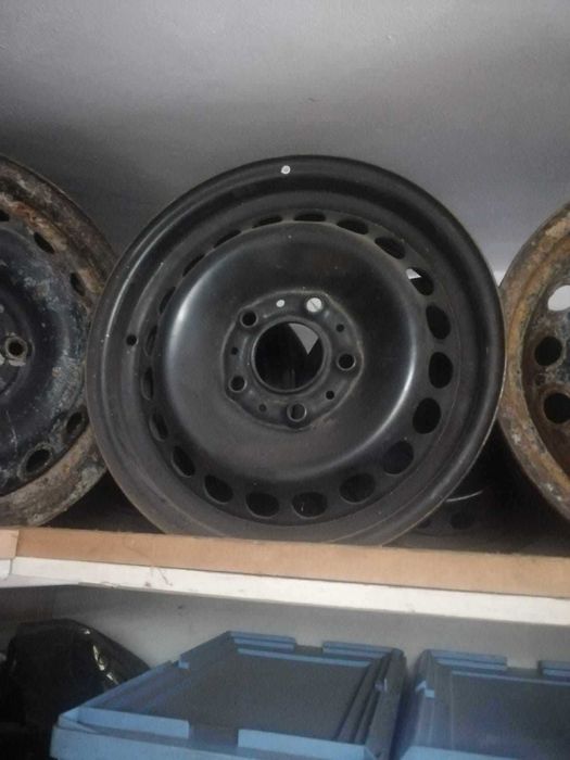 Железни Джанти за Шкода 14цола, БМВ 15цола, за Лачете 14цола по 20лв.