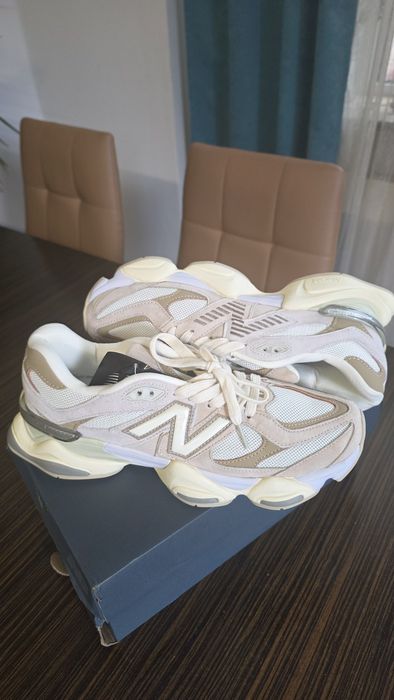 Vând pantofi New balance 9060 marimea 45(44.5)