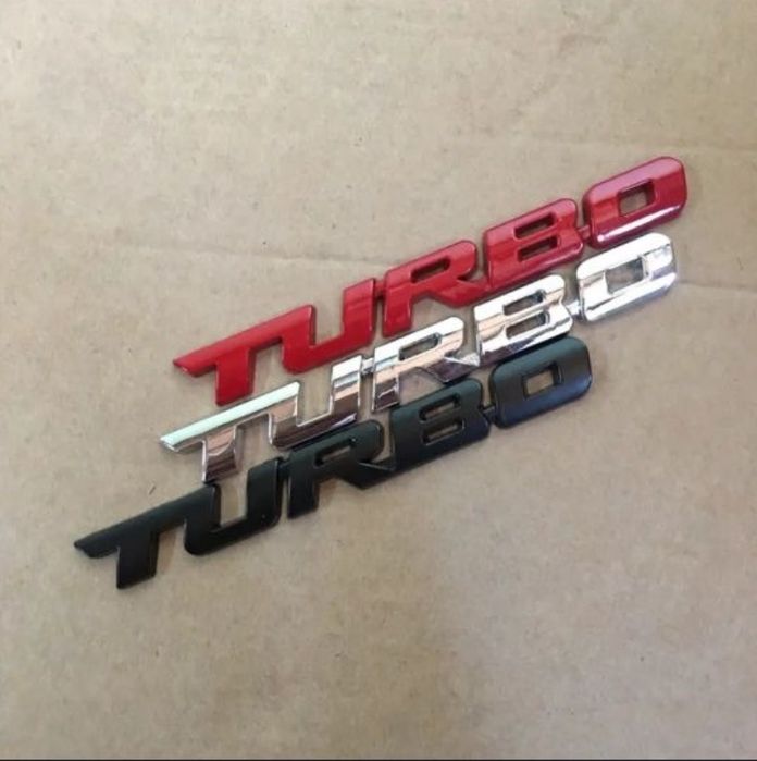 Tracker 2 оригинал эмблема надпись