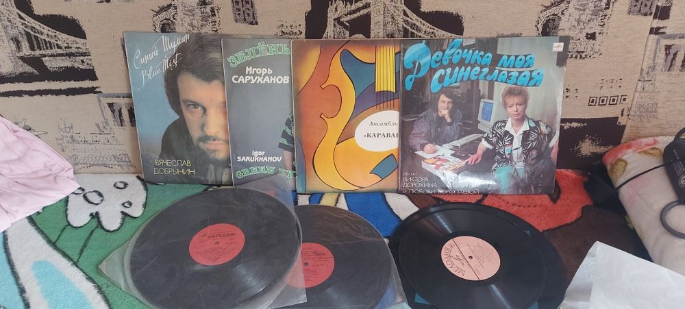 Продам пластинки 700 т