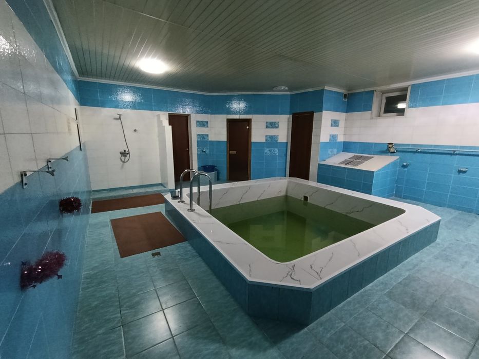 Сауна с бассейном