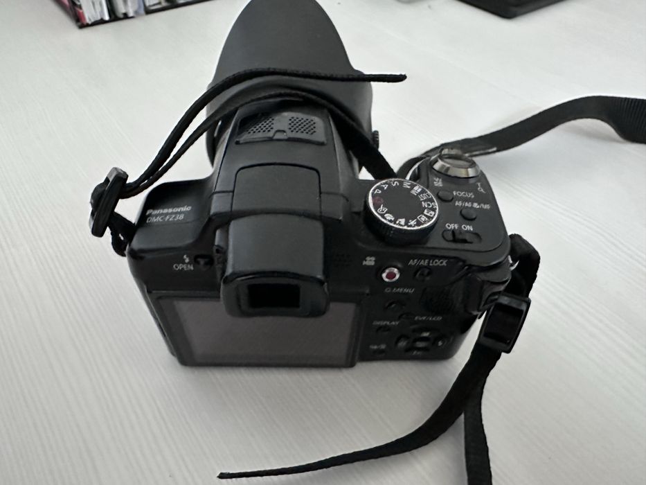 Протам фотоаппарат в отличном состоянии
