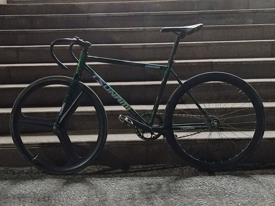 Продается Tsunami срочно