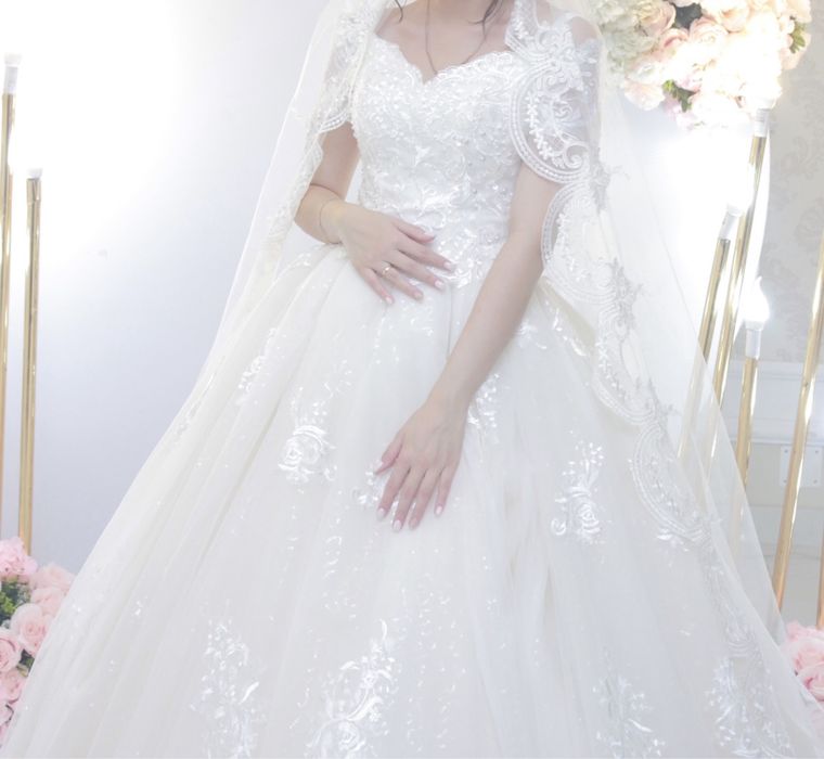 Свадебное платье