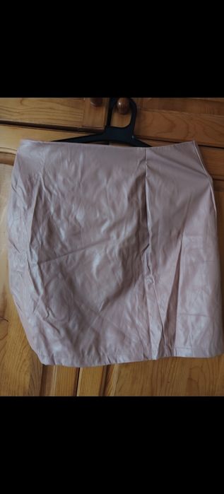 Комплект пола и блуза с дълъг ръкав