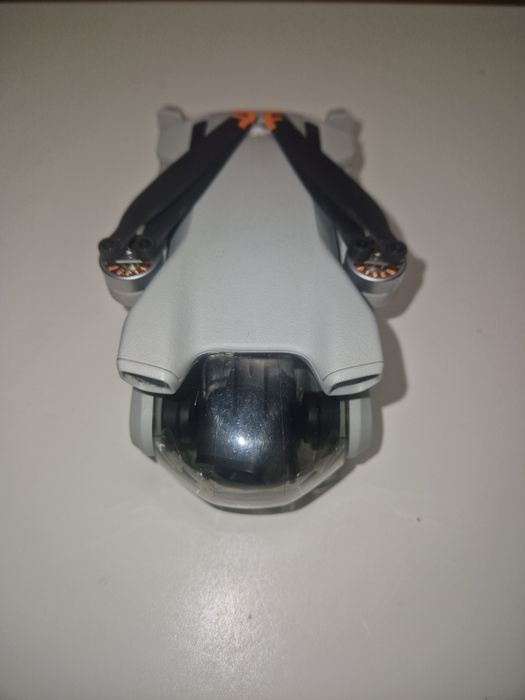 Dji mini 3 perfecta stare