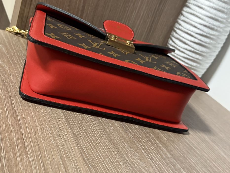 Geanta rosie cu maro