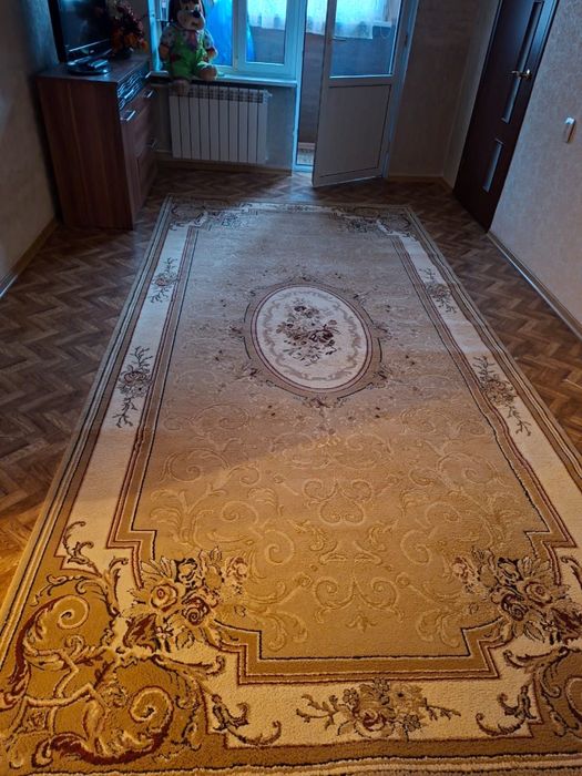 Ковер в отличном состоянии