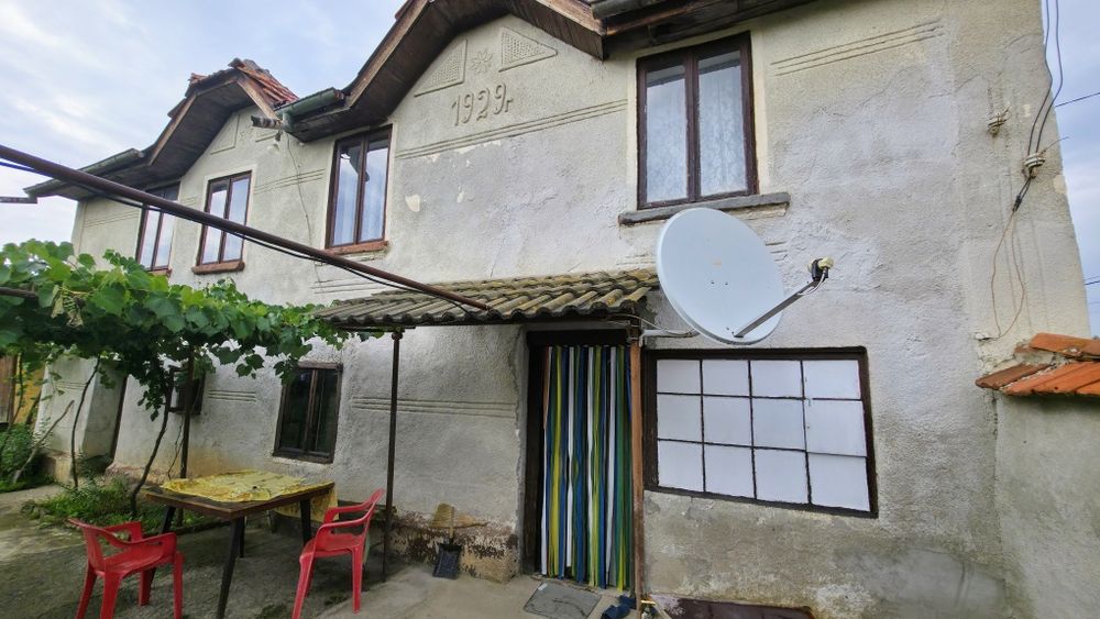 Продава се Къща в с. Дебели лаг, Област Перник - 70 кв.м за 765 €/кв.м - Снимка #12