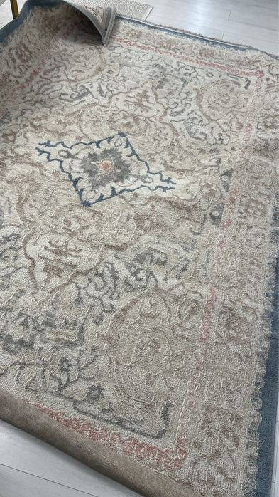 Кілем сатылады! Продается ковер!