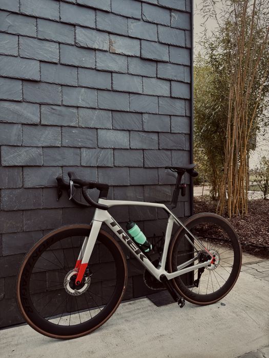 Trek Madone SL 7 GEN 8/Ultegra Di2 2025