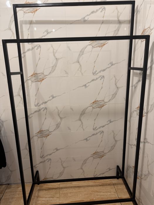 Стойка вешалка для одежды