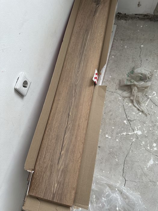 продам ламинат новый