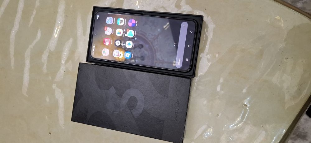 Samsung S22+ идеал холатда 256 талик