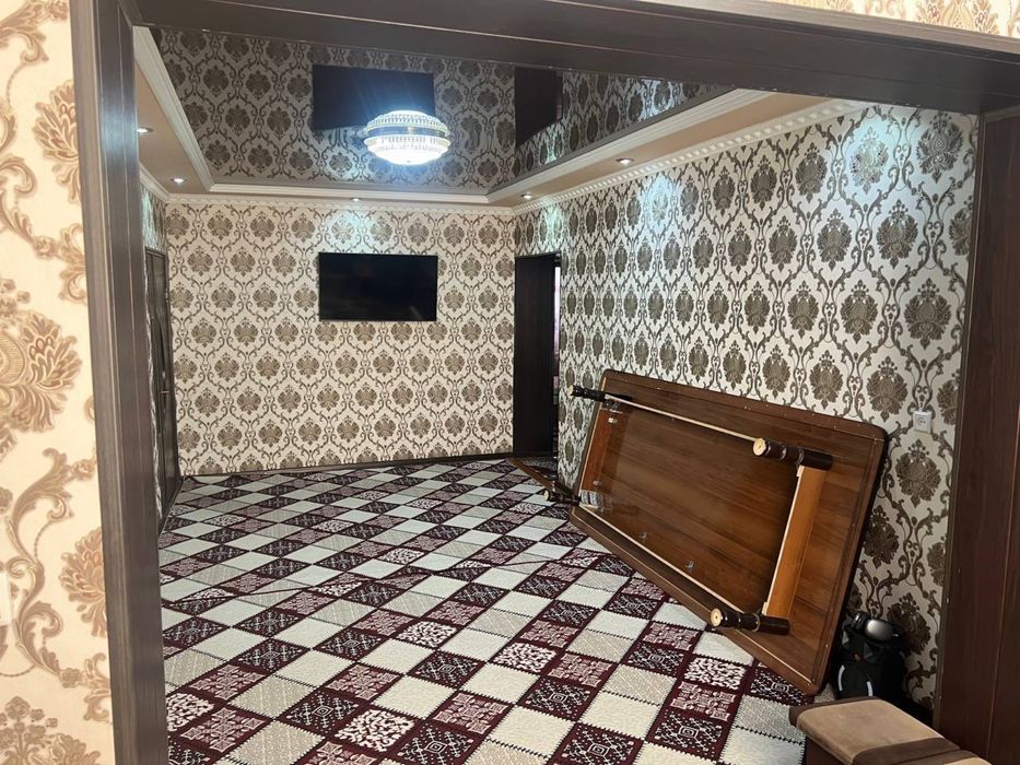 Продается 4х комнатная квартира в г.Алмалык
