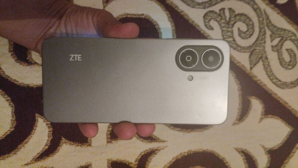 ZTE телефон сатылады 15мын жасап тур