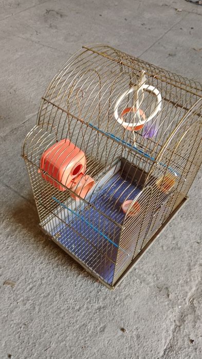 Клетка для попугаев