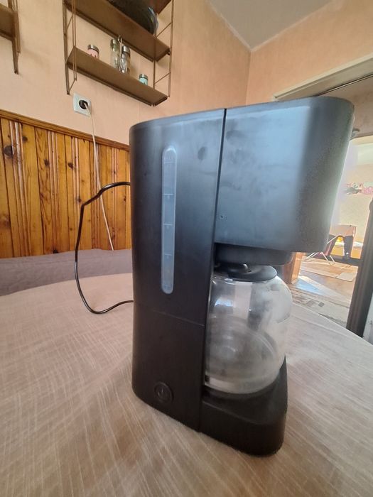 Два броя кафемашини