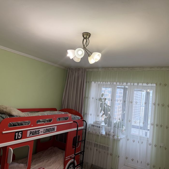 Продам кровать двухярусный