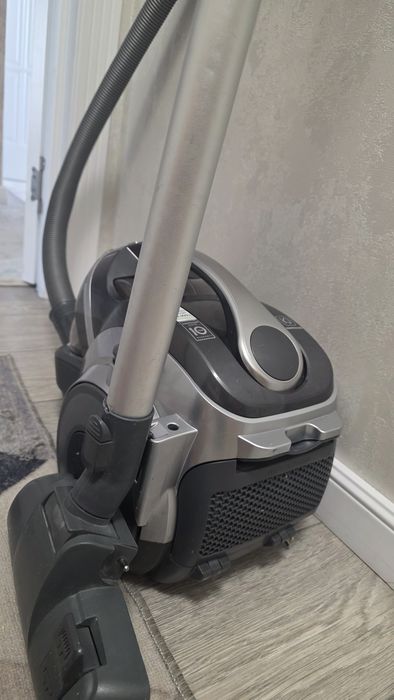 Пылесос Lg 1800 ватт